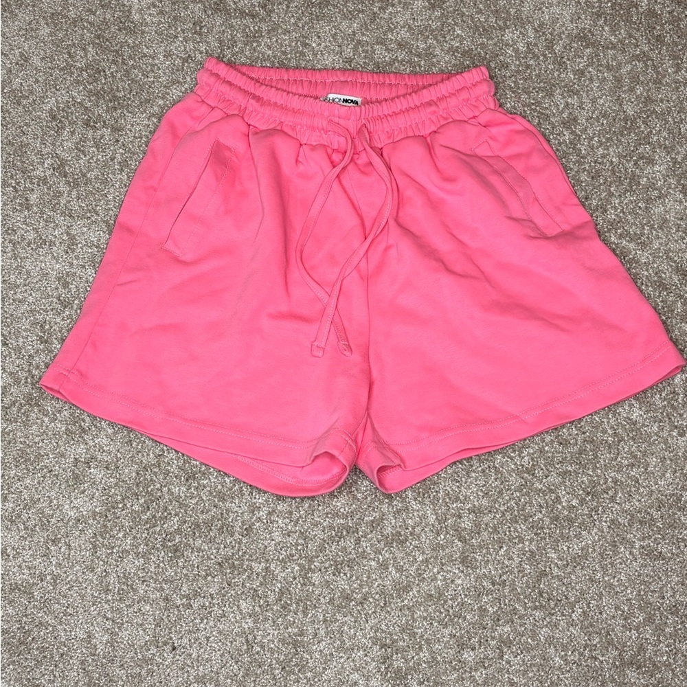 Fashion Nova Vibrant Pink Women's Bermudas